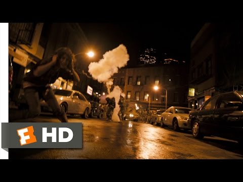 Cloverfield (3/9) Movie CLIP - What the Hell Was That? (2008) HD