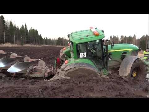 Ny lyckad bärgning  av en JOHN DEERE  2 045