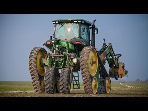 Exceptionnel! John Deere 8295RT transformé en enjambeur viticole