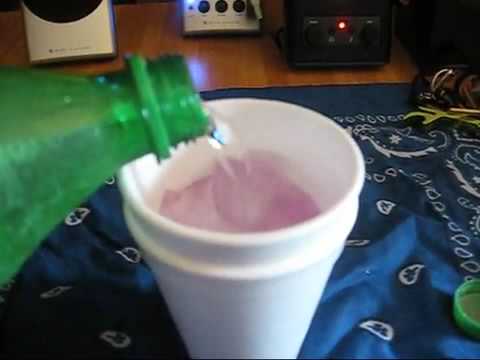 KaliCoSays DEMONSTRATING Pourin up that PURPLE oil SIZZURP Syrup LEAN MUSIC