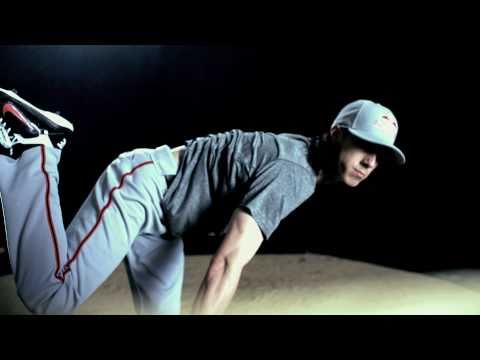 Tim Lincecum pitching in slow motion - Red Bull Moments