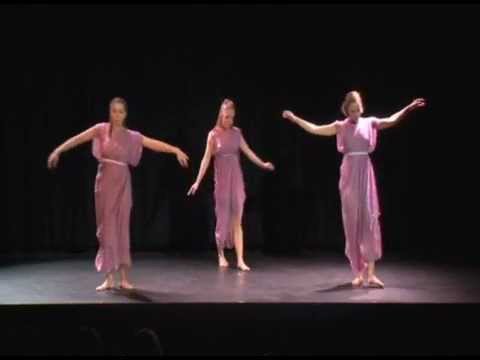 Who was Isadora Duncan?  Isadora Duncan Dances and Dance Technique