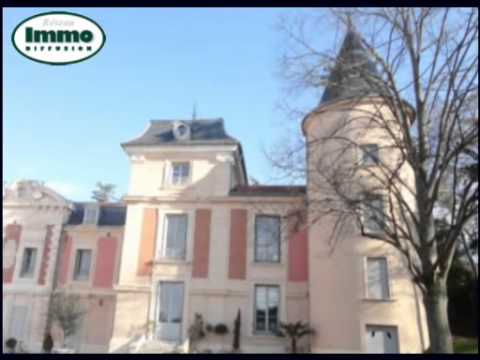 Sale Flat  Éveux  69210 - 110 m2 Rhône