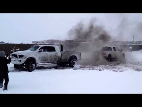 FORD VS. DODGE TUG OF WAR (MUST WATCH)