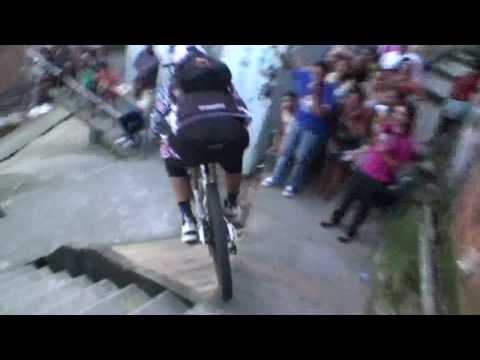 Amazing POV - downhill MTB bike race in Brazilian favela