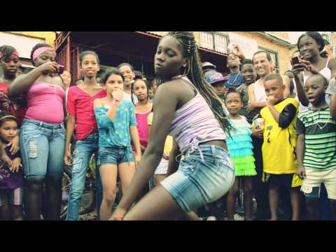 Ella Quiere Hmm..Haa..Hmm - Leka El Poeta Feat Mishelle (Master Boy)(Oficcial Video) ® 2013