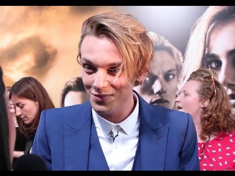 The Mortal Instruments Interviews - Jamie Campbell Bower, Lily Collins, Kevin Zegers!