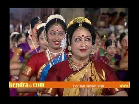 Bharatanatyam Performance by 1000 dancers - RajaRajeswaram 1000