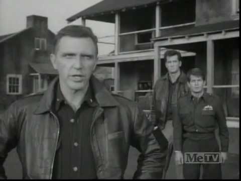 12 O'Clock High Prisoner of War (part one) Robert Lansing ACT 3