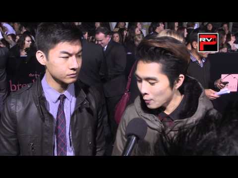 Justin Chon & KevJumba interview at Twilight Breaking Dawn Pt 1 Premiere