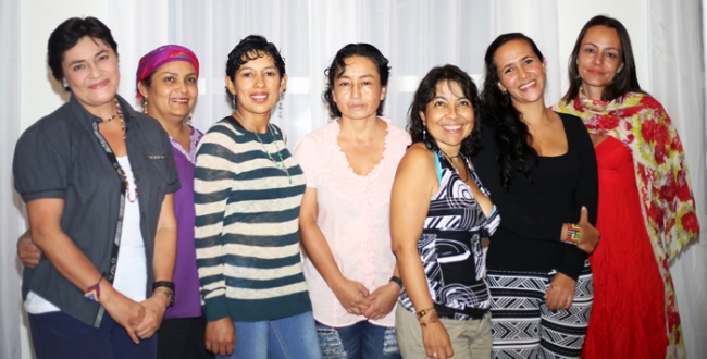 Mujeres guerrilleras de la Delegación de Paz FARC-EP