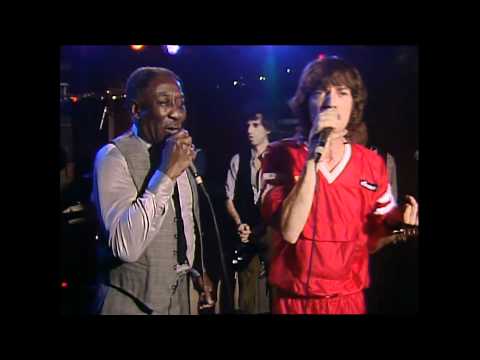 Muddy Waters & The Rolling Stones - Mannish Boy (Live At Checkerboard Lounge)