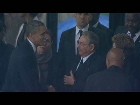 Subscribe to ITN News: http://bit.ly/itnytsub
President Obama shook hands with his Cuban counterpart Raul Castro in a landmark moment for the two countries at Nelson Mandela\'s memorial service. As President Obama made his way onto the stage to pay tribute to Nelson Mandela - he extended his hand to Raul Castro - who shook it and smiled back. The handshake is a rare gesture between the leaders that reflects Nelson Mandela\'s spirit of reconciliation. The only previous known handshake between U.S. and Cuban presidents since the island\'s 1959 revolution was at the United Nations in 2000, when Raul\'s brother Fidel shook the hand of then-U.S. president Bill Clinton in a chance encounter. Report by Sarah Johnston.

Like us on Facebook: http://www.facebook.com/itn
Follow us on Twitter: http://twitter.com/itn
Add us on Google+: http://bit.ly/17z0Dpd

More stories from ITN:
RARE HANDSHAKE- President Obama shakes hands with Cuba\'s Raul Castro: http://bit.ly/J4LzGt
South African president booed before Mandela memorial speech: http://bit.ly/1bU7NaC
Violent fight breaks out at Brazilian football match: http://bit.ly/1iPJoae
Lenin statue torn down and smashed with hammers in Ukraine: http://bit.ly/1gStKGx
A gingerbread house you can actually live in? Check it out: http://bit.ly/1f3PDlN
Nelson Mandela dies at 95: A tribute to the South African leader- http://bit.ly/1jt1iNB
Nelson Mandela\'s very first television interview: http://bit.ly/18noRD4
Inspiring moment a man is rescued three days after his boat sank: http://bit.ly/1hAj81P
CCTV captures the moment Paul Walker\'s car burst into flames: http://bit.ly/INfDHe
Nigella Lawson admits taking cocaine: http://bit.ly/1gGsd6f
Should a chimpanzee be considered a person? The legal battle: http://bit.ly/1eM1TGB
Shocking video of police brutality in Ukraine: http://bit.ly/1bd3Xqt
Amazon wants to use drones to deliver parcels: http://bit.ly/18zKYsv
Thailand violence: Sierge warfare on the streets on Bangkok: http://bit.ly/IFG69p
Bitcoins hard drive worth £4m accidentally thrown away: http://bit.ly/1hoOLeQ

Check out Truthloader, the new home of citizen journalism on YouTube. Subscribe now at http://bit.ly/tldrsub

See 2013\'s Most Watched Videos: http://bit.ly/14iM9r5

See our Biggest Videos of All Time: http://bit.ly/11GI36D

See 2012\'s Most Watched Videos: http://bit.ly/18R1boW