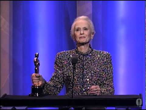 Jessica Tandy winning Best Actress