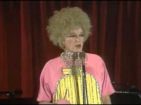 PHYLLIS DILLER - 1977 - Standup Comedy