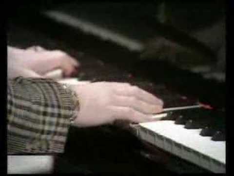 Elton John - Sorry Seems To Be The Hardest Word - 1976