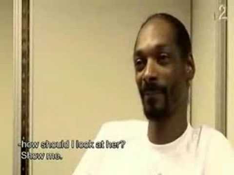 13 year old interviews Snoop Dogg