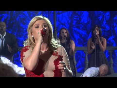 Kelly Clarkson - Miss Independent Live In Las Vegas 10-30-13