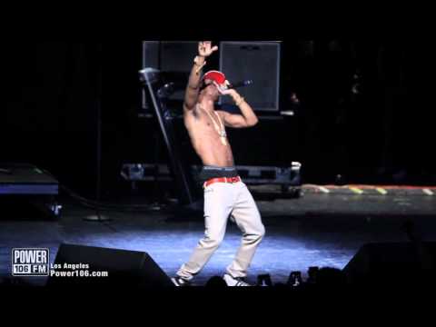 Big Sean performing Dance (Ass) at Power106 Cali Christmas