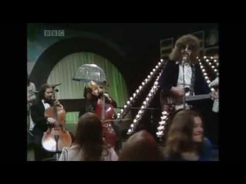 Top Of The Pops(Oct 11, 1973; presented by Kenny Everett)