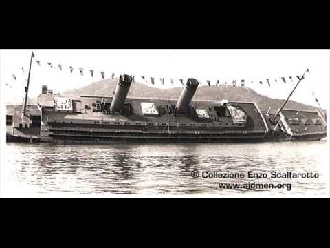 Ship sinks at launch,1907