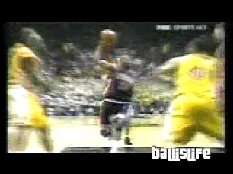 Andre Iguodala Huge Dunk in College