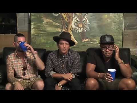 Bruno Mars - 'Locked Out Of Heaven' Single Premiere, Chat & Google Hangout