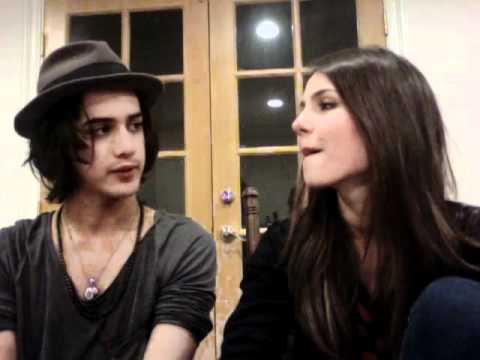 Victoria Justice & Avan Jogia Laugh... A lot.