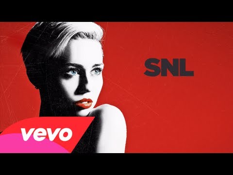 Miley Cyrus - We Can't Stop (Live On SNL)