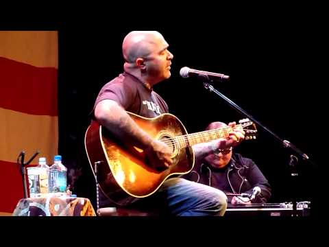 Aaron Lewis - So Far Away HD Live in Lake Tahoe 8/06/2011