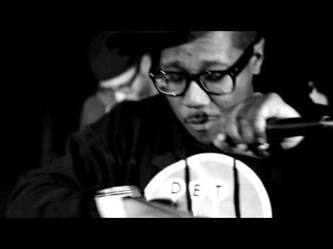 Elzhi - Halftime