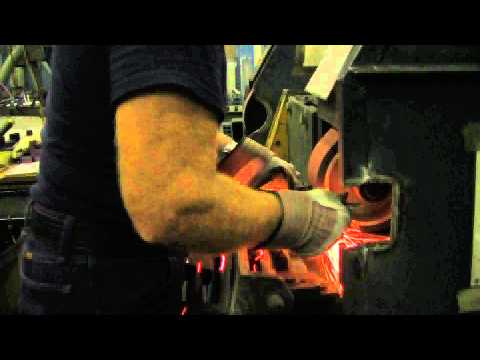 Council Tool Velvicut Premium Hudson Bay axe making video