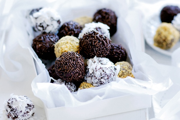 Chocolate fruitcake rum balls