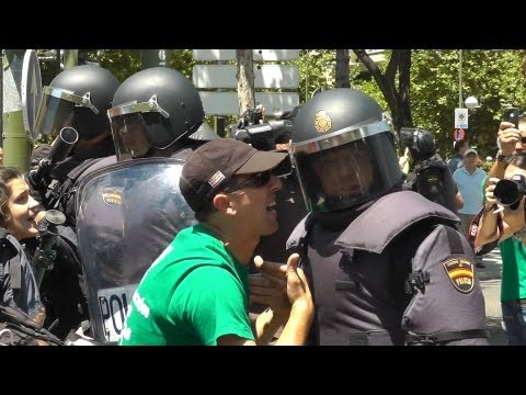 Militant Miners in Madrid - Direct Action Documentary