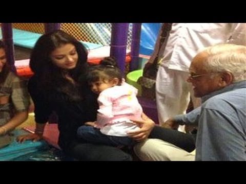 Aishwarya Rai & Aaradhya Bachchan Caught Playing in a Park