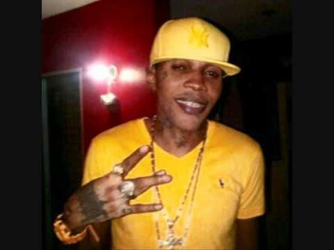 Vybz Kartel - Benz Punany [RAW] {S-Class Riddim} ~Gaza - DEC 2010~ 