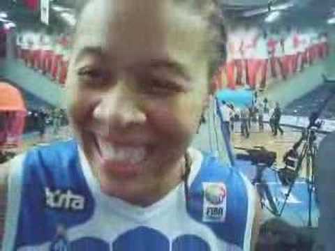 Backstage interview with Seimone AUGUSTUS (USA)