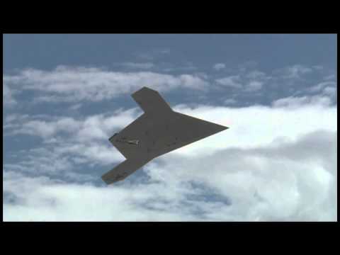 Northrop Grumman - X-47B UCAS First Cruise Flight [720p]