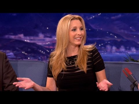 Lisa Kudrow Shares Her Las Vegas Blackjack Tips - CONAN on TBS