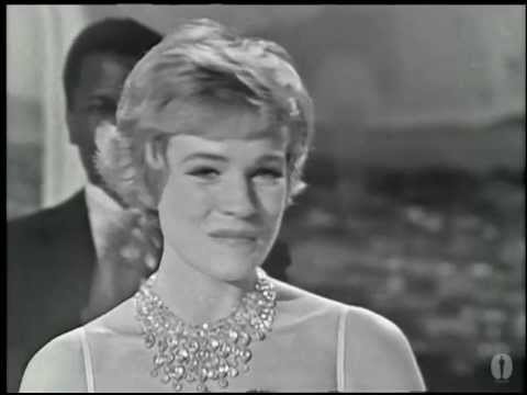 Julie Andrews winning Best Actress