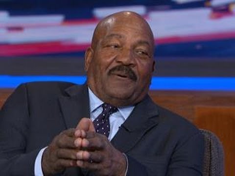 Jim Brown Calls Out Kobe Bryant