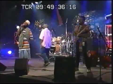 The Roots - Live in Montreux 1994 - Proceed / Distrortion To Static / Mellow My Man