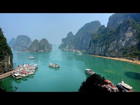 Hello VIET NAM - Hello HA LONG BAY - [Kyo York - American singer - HD]