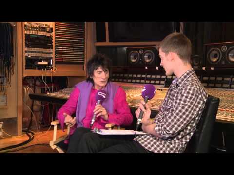 Ronnie Wood (The Rolling Stones) interview with Chris Martin Part 1