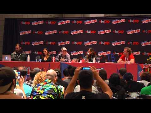 'The Scribbler' New York Comic Con Panel - Katie Cassidy, Gina Gershon