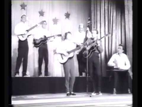 Freight Train - Nancy Whiskey and Chas. McDevitt Skiffle Group