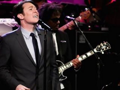 Arsenio & Clay Aiken Sing 'This Christmas'