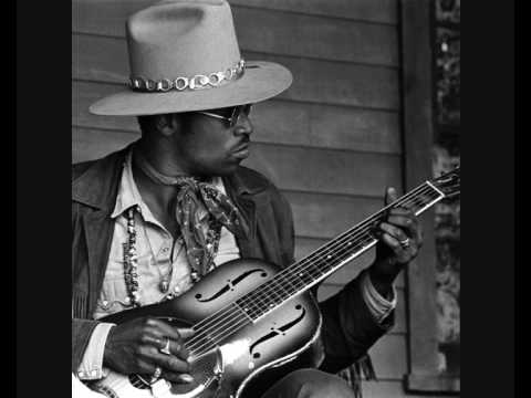 Taj Mahal : Statesboro Blues