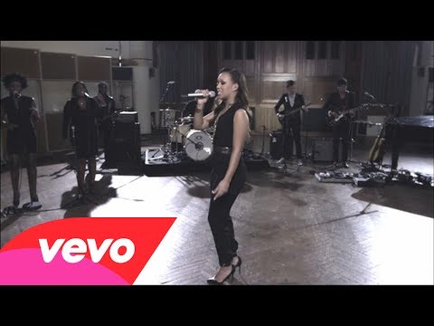 Rebecca Ferguson - Roar (Live From Air Studios)