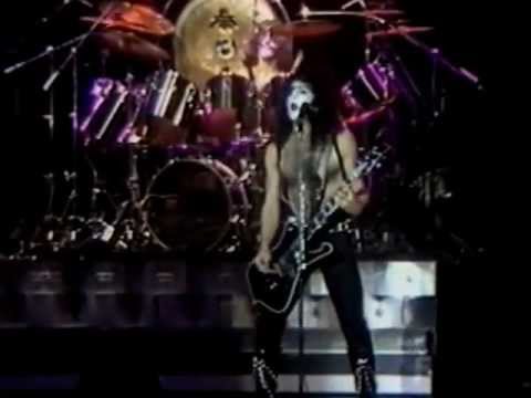 KISS - Live At The Summit - Love Gun Tour '77 {Full Concert} (1977)